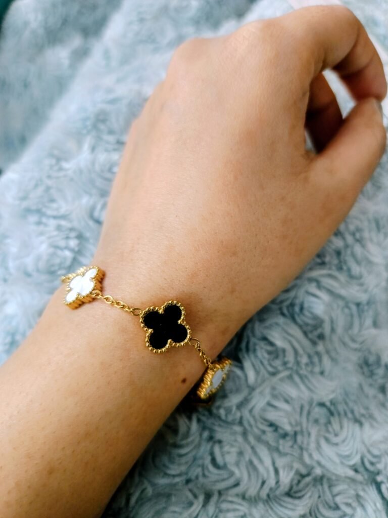 White & Black Clover Bracelet
