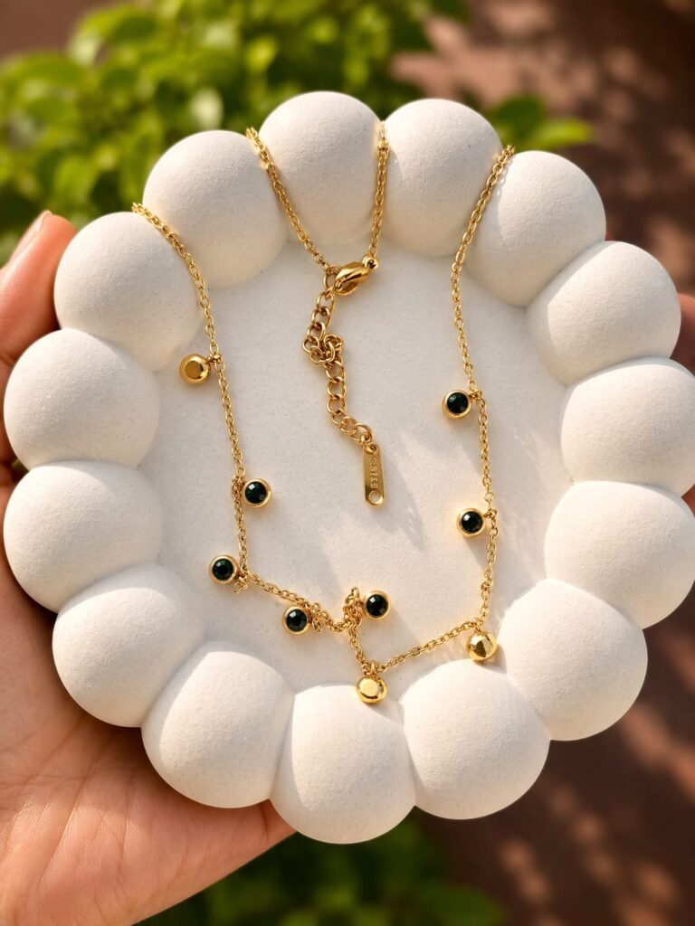 Green Circle Necklace Long